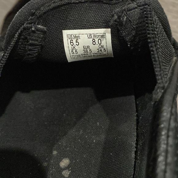 Black Vans - Picture 8 of 8